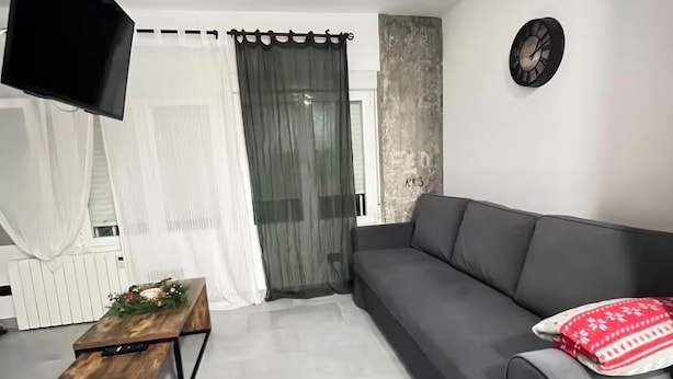 Smart TV - Madrid comfort suites (Aluche)
