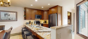 Upscale Jackson Townhouse with Sauna, Deck, BBQ, WiFi, and Mountain Comfort