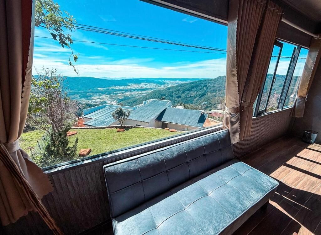 デラックス 4 人部屋 バレービュー | バレー ビュー