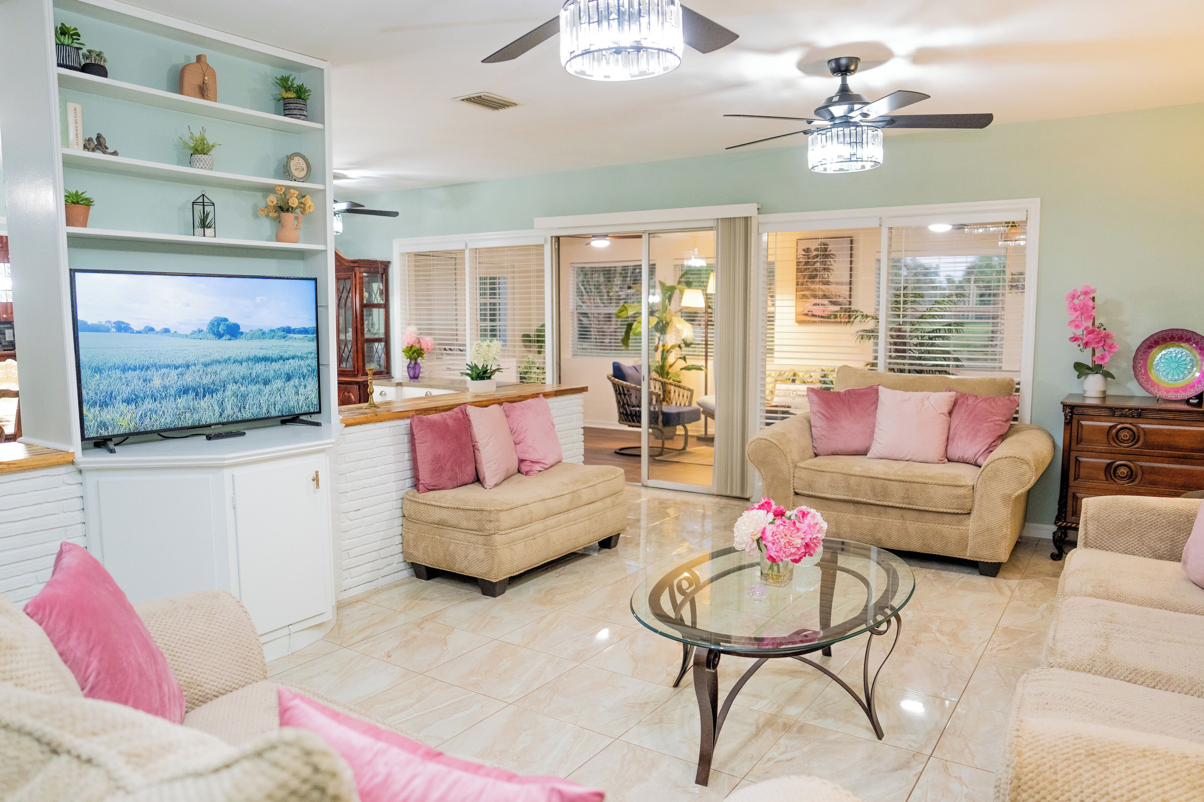 Smart-TV, peis, fotballspill og bøker