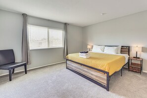 2 bedrooms, desk, iron/ironing board, Internet - Pet-Friendly Unit, 1 Mi to Old Town Scottsdale! (Scottsdale)