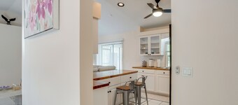 3 Mi to Manasota Key Beach! Single-Level Home