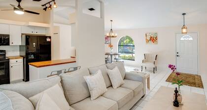 3 Mi to Manasota Key Beach! Single-Level Home