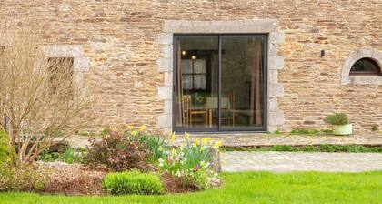 Family Stone Longère – Authenticity & Tranquility in Brittany
