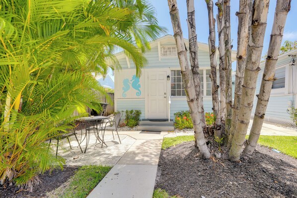 Terrace/patio - 1 Mi to Lake Worth Beach: Studio w/ Shared Patio (Lake Worth Beach)