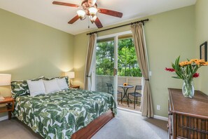 Iron/ironing board, WiFi, bed sheets - Spacious 3-bdr Pool, Hot Tub and free A/C (Princeville)