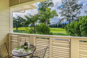 Outdoor dining - Spacious 3-bdr Pool, Hot Tub and free A/C (Princeville)
