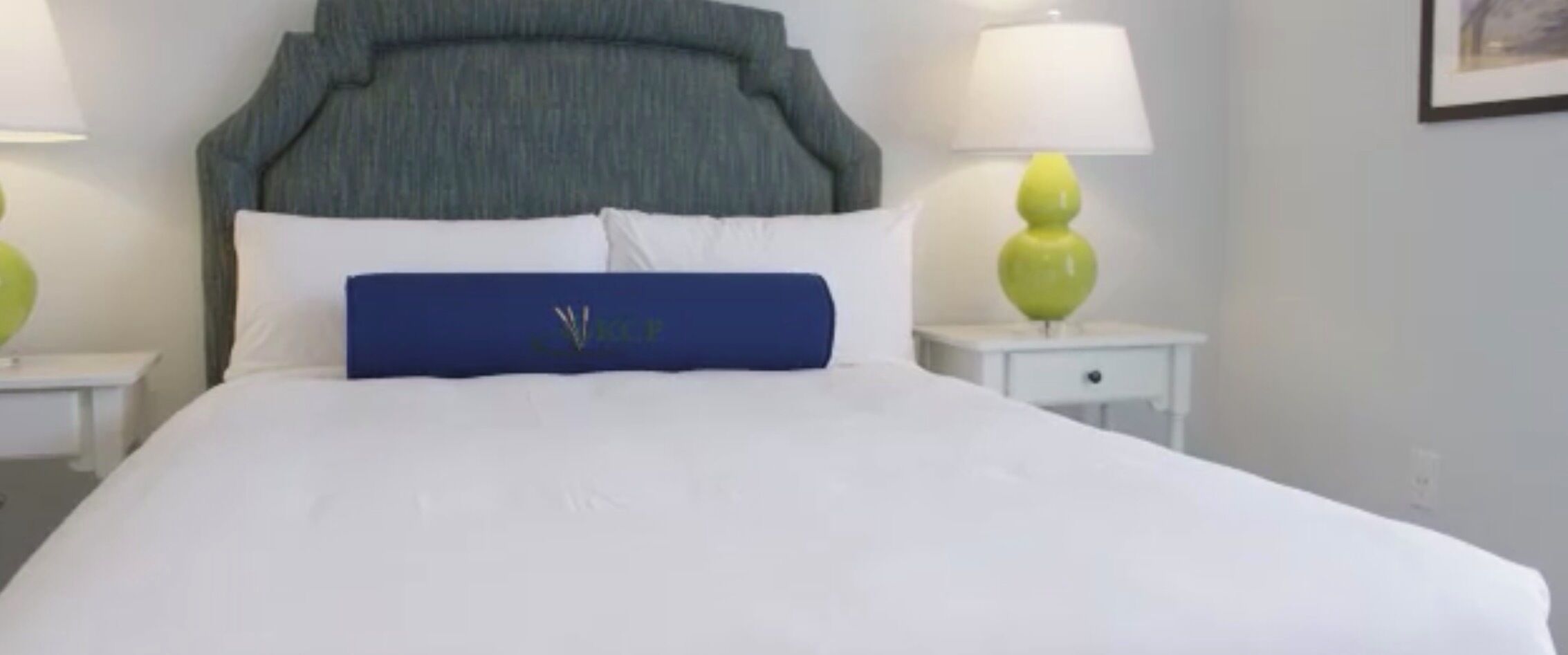 4 chambres, fer et planche à repasser, Wi-Fi, draps fournis