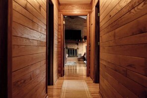 Interior - Best Location 5 Bed 4 Bath with In-Law Suite (Gatlinburg)