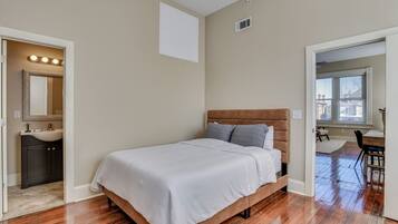 1 bedroom, iron/ironing board, WiFi, bed sheets