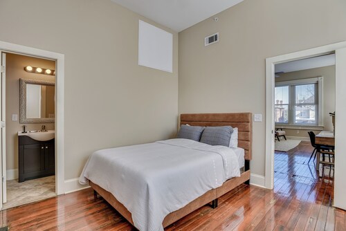 Modern Luxury Apartment located in Downtown Augusta