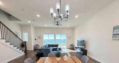 Luxury Lakeview Townhome 3BR/3BA Near NASA, Kemah & Seabrook