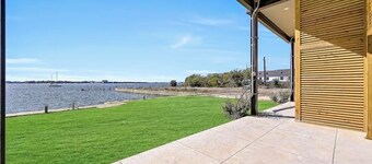 NEW Luxury Lakeview Townhome 3BR/3BA Near NASA & Kemah