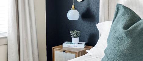 1 bedroom, desk, iron/ironing board, WiFi