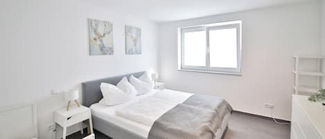 2 Schlafzimmer, Bügeleisen/Bügelbrett, WLAN, Bettwäsche