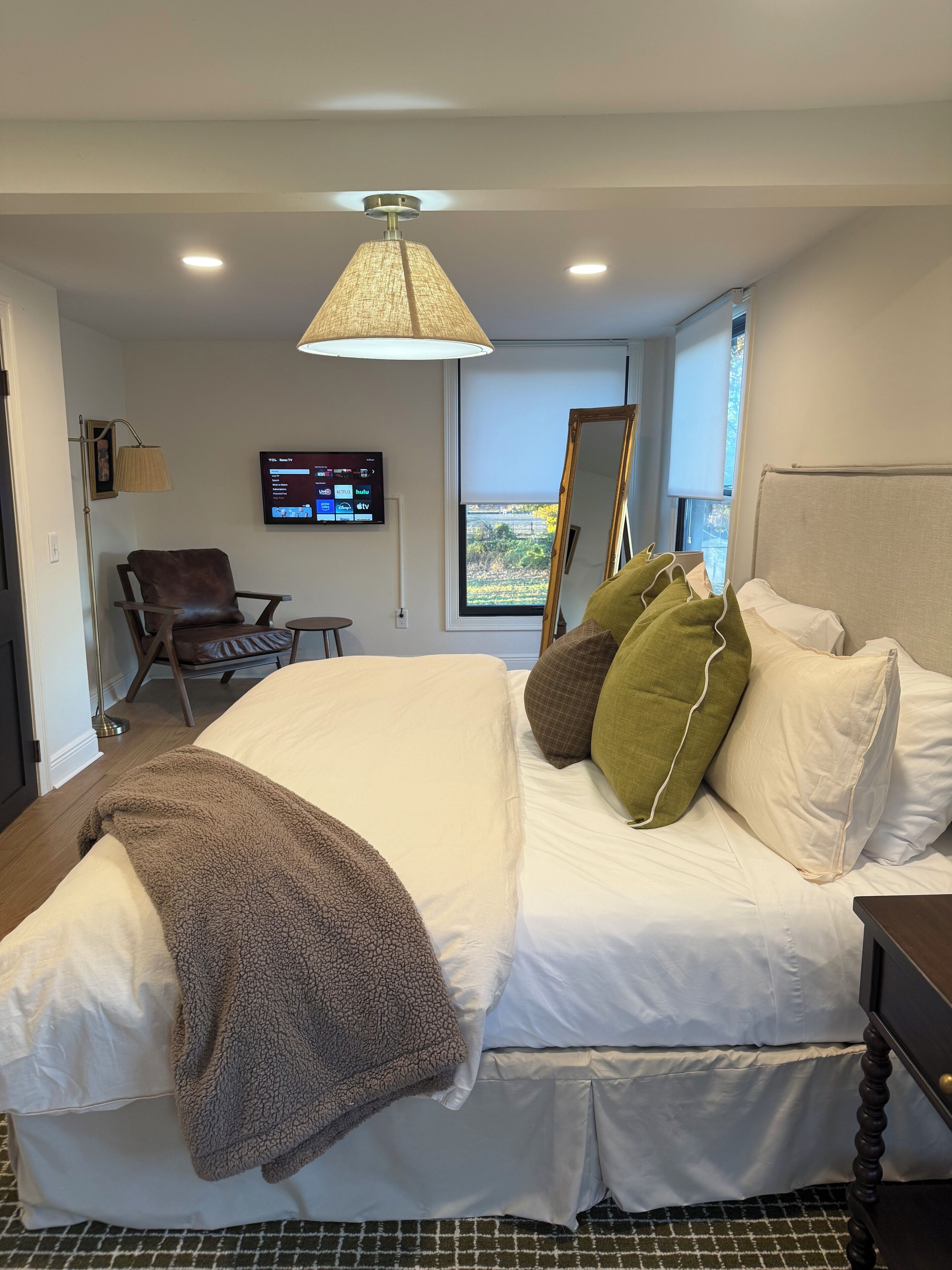 4 chambres, fer et planche à repasser, Wi-Fi, draps fournis