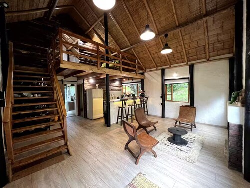 Yarumero Cabin UFO in the Tabio Mountains