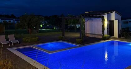 LUXURY COZY HOME PBD51