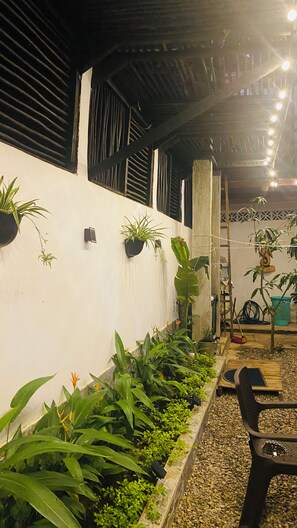 Quadruple Room, Multiple Beds, Balcony, Garden View | Interior - Arrecife ecocabañas palomino (Palomino)