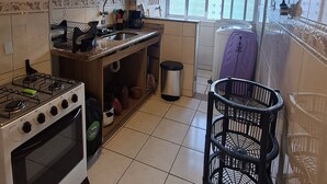 Macchina per tè/caffè, frigorifero, microonde, forno