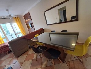 Dining - Apartment with parking space in Pitangueiras (Guarujá)