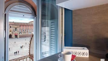 Departamento, balcón, vista a la ciudad | Interior