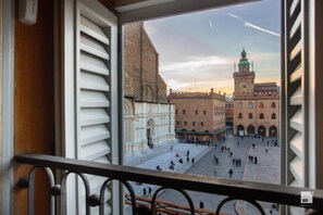 Huoneisto, parveke, kaupunkinäköala | Terassi/patio