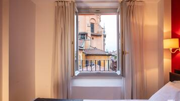 Huoneisto, parveke, kaupunkinäköala | Silitysrauta/-lauta, ilmainen Wi-Fi