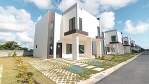 Exterior - Relax, Unwind & Enjoy Punta Cana at The Grace Place (Punta Cana)