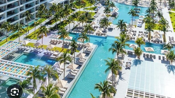 Exterior - Charming Garza 5+ Diamond resort in Cancún, enjoy and relax! (Cancún)