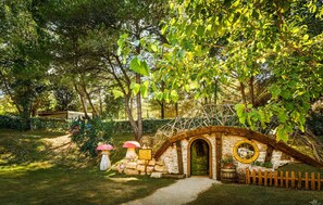 Property grounds - Amazing (sta)caravan in Tar (Tar)