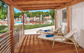 Terrace/patio - Amazing (sta)caravan in Tar (Tar)