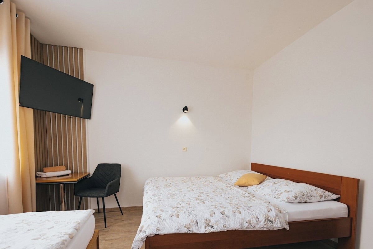 Triple Room, Balcony, Garden View | Free WiFi