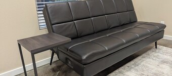 99 per Night - New home next to KimberlyClark.662 - cleaning &taxes not included