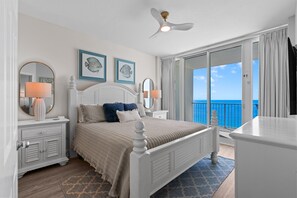 3 bedrooms, iron/ironing board, free WiFi, bed sheets - 2 Bedroom Lighthouse w/ Bunk , 3 Pools! Direct Beachfront. Free Daily Activities (Gulf Shores)