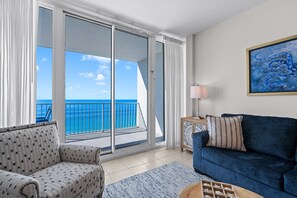 Smart TV - 2 Bedroom Lighthouse w/ Bunk , 3 Pools! Direct Beachfront. Free Daily Activities (Gulf Shores)