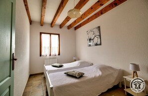 2 bedrooms, iron/ironing board, travel cot, free WiFi - Gîte du Mollard - REGNIE DURETTE (REGNIE DURETTE)