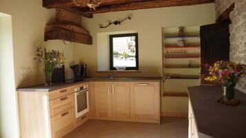 Réfrigérateur, micro-ondes