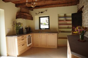 Réfrigérateur, micro-ondes