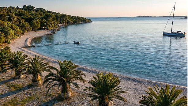 Beach - Nice (sta)caravan in Pula with house sea view (Pula)