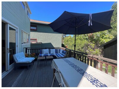 Lovely 3-bedroom house in Berkeley neighborhood close to Downtown and BART.