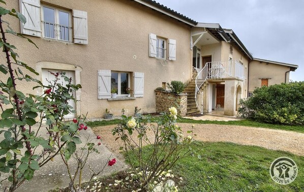 Exterior - La Passiflore - LE PERREON (LE PERREON)