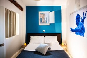 Apartment, City View | Ruang kerja komputer riba, seterika/papan seterika, Wi-fi percuma 