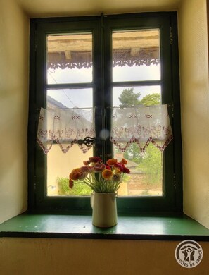 Interior - Le Clos des Rues - ARNAS (ARNAS)