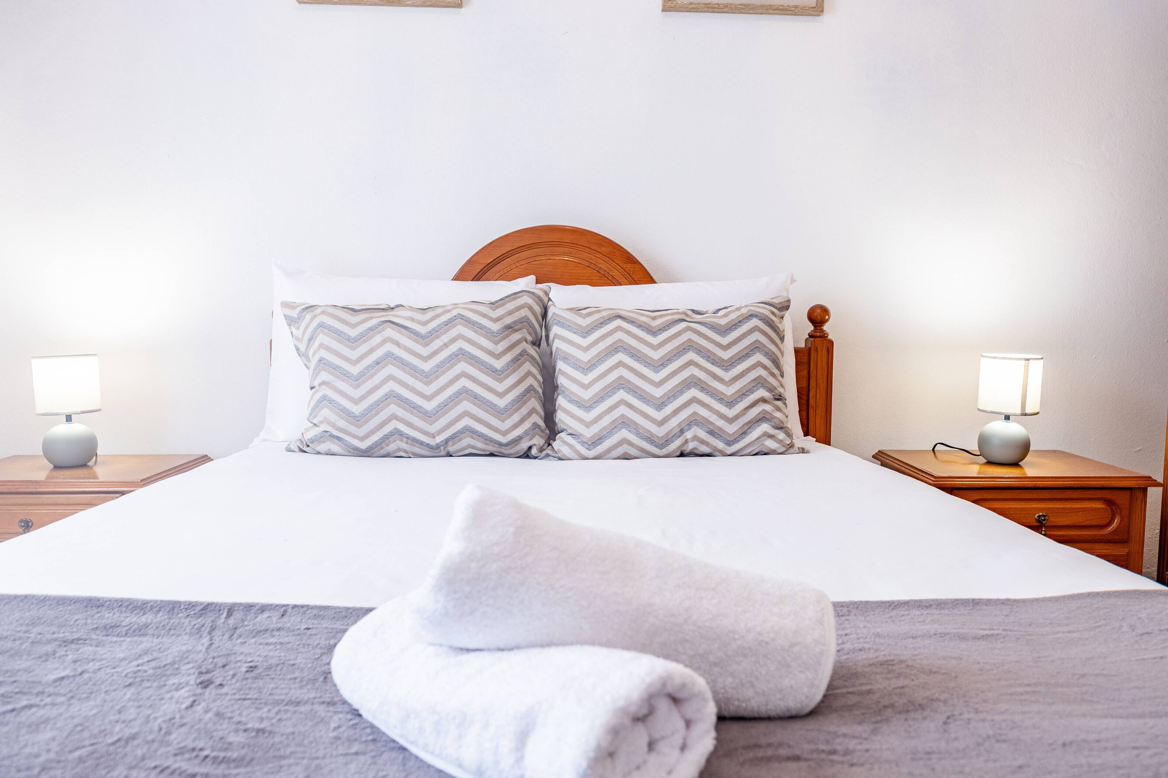 3 Schlafzimmer, Bügeleisen/Bügelbrett, Internetzugang, Bettwäsche