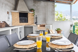 Outdoor dining - Serenity View by YOUR KEY (Funchal)