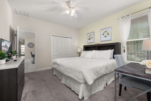 5 bedrooms - Free Waterpark, Heated Pool just minutes to Disney (Kissimmee)