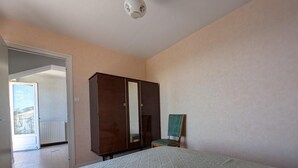 Room - Gîte de la Panoncelière 2 (RONTALON)