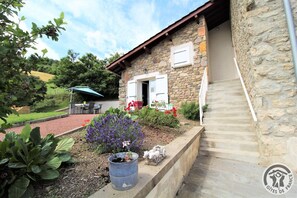 Property grounds - Gîte Mont Blanc - SAINT-MARCEL-L'ECLAIRE (SAINT-MARCEL-L'ECLAIRE)