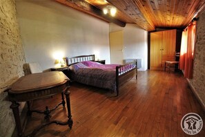 可攜式嬰兒床、免費 Wi-Fi